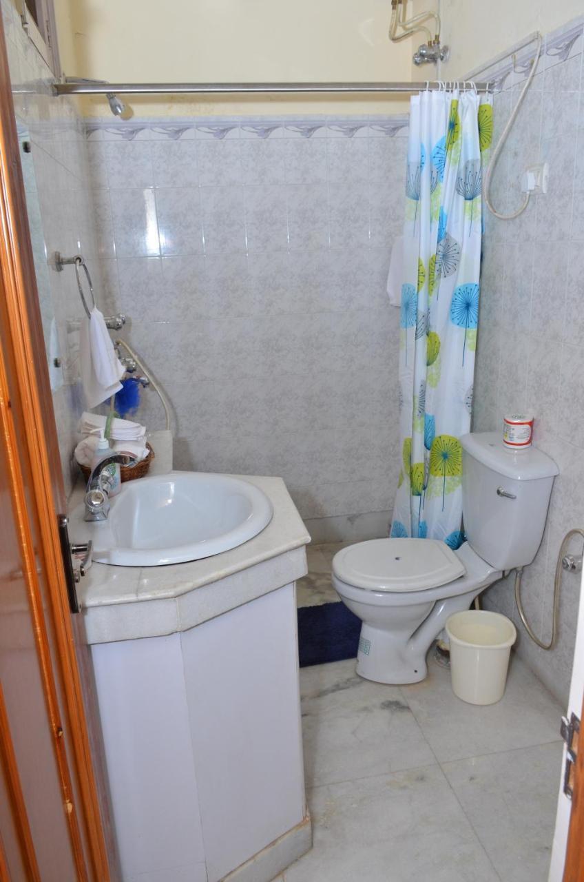 Sandy'S Homestay 贾姆穆 外观 照片